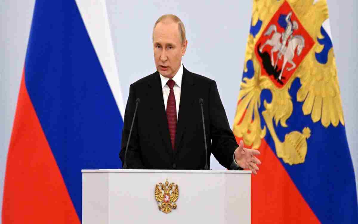 Putin calls on Russians to exercise their right to vote in election