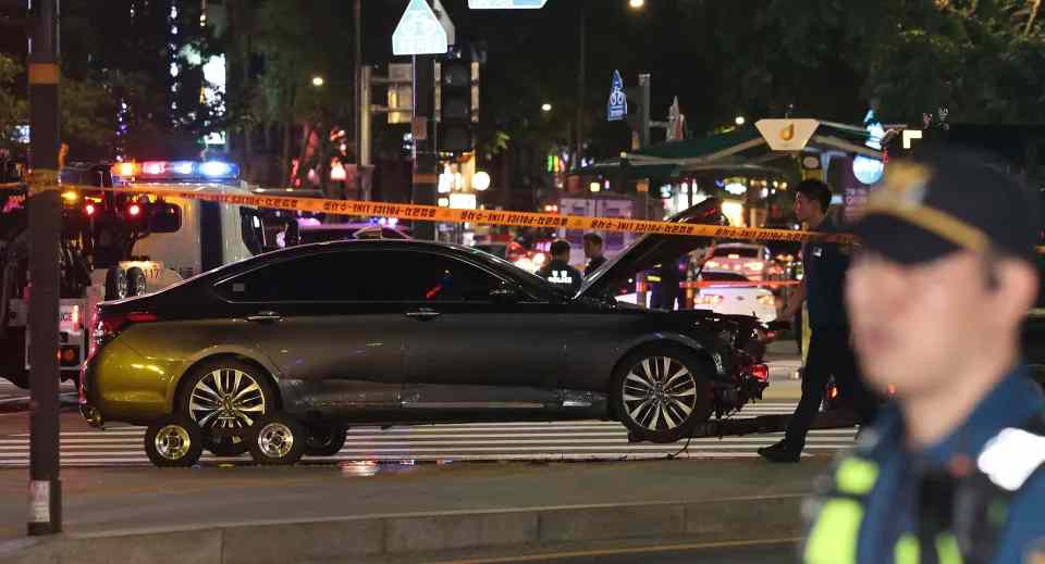 9 Dead After Car Crashes Into Pedestrians Near Seoul City Hall